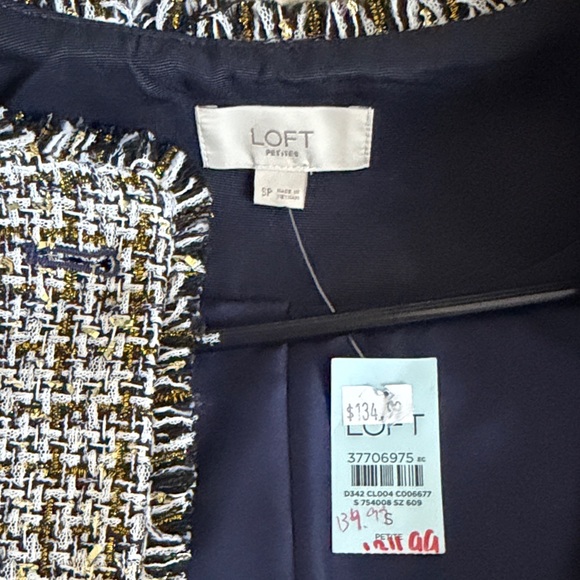 Loft - Picture 2 of 3